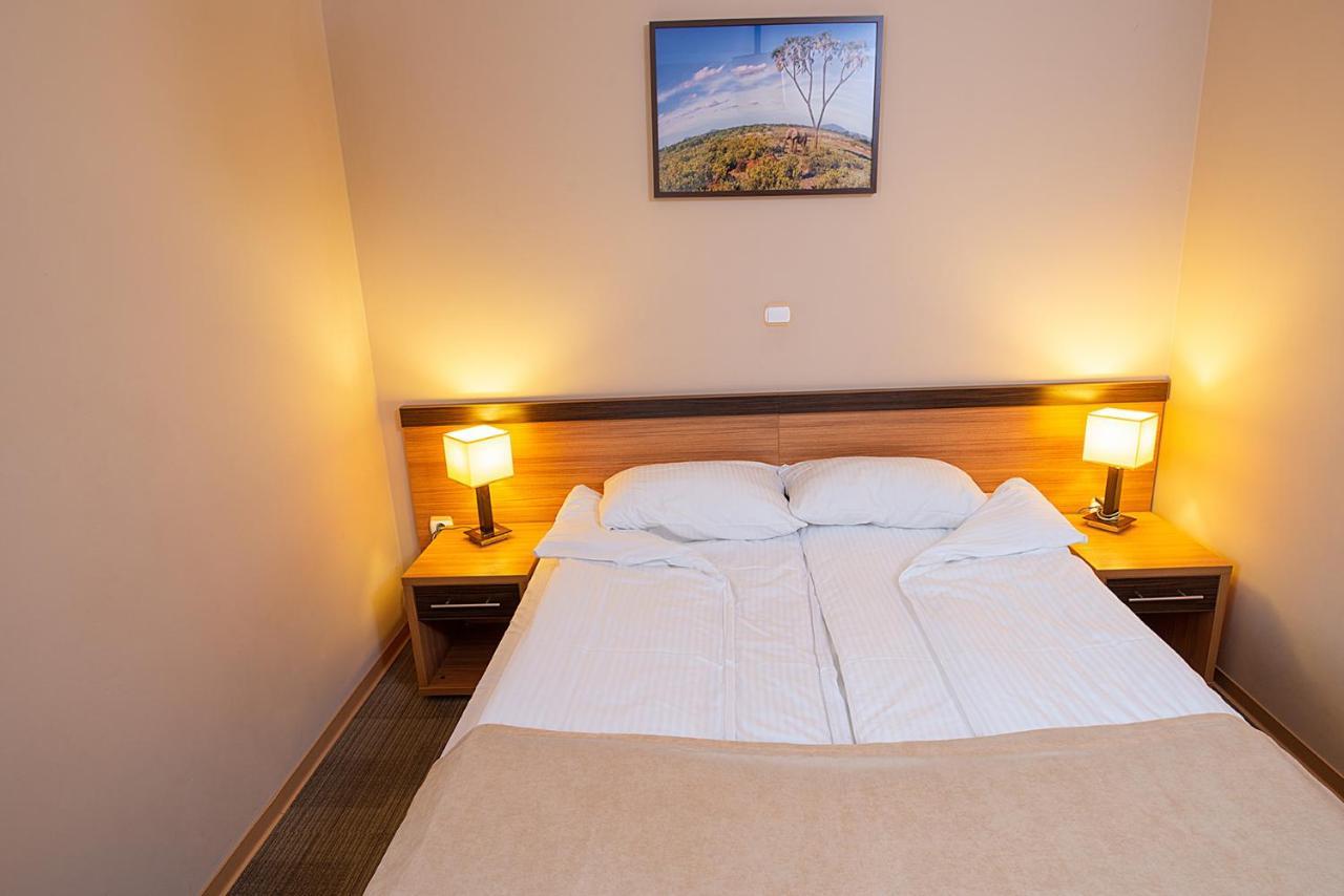 Hotel Seo Rewal Exteriér fotografie
