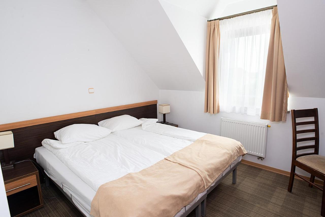 Hotel Seo Rewal Exteriér fotografie