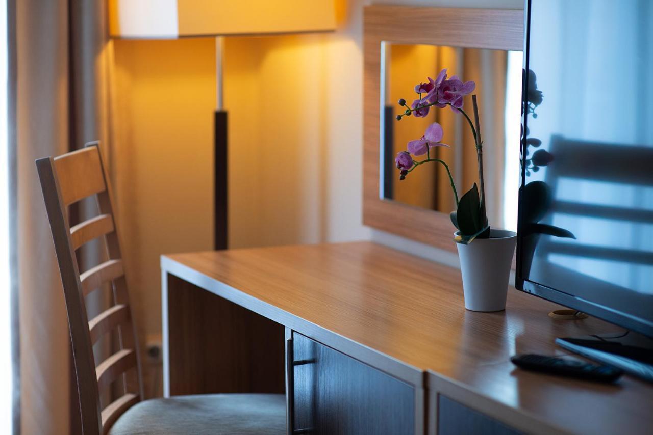 Hotel Seo Rewal Exteriér fotografie